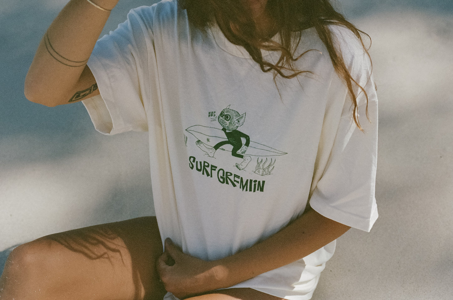 SURF GREMLIN TEE