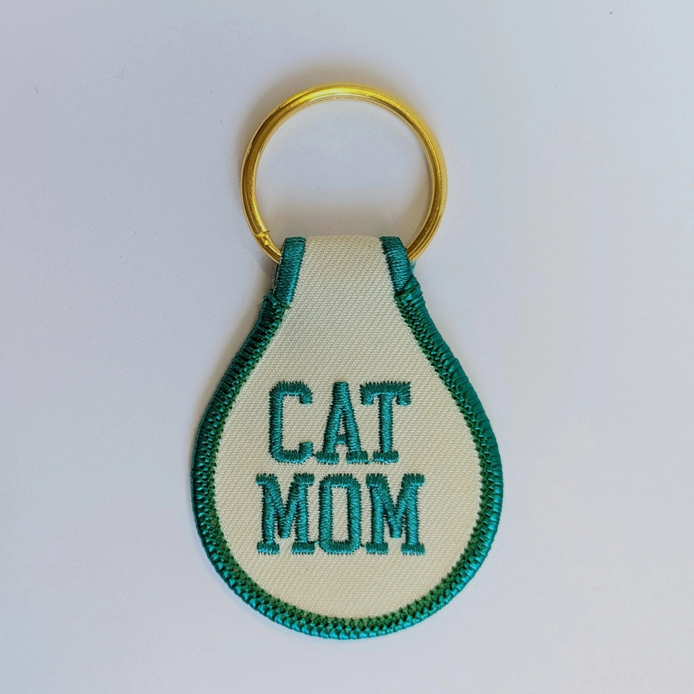 CAT MOM EMBROIDERED KEYCHAIN