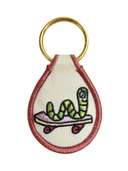 SKATE WORM KEYCHAIN