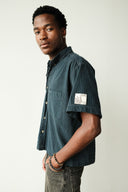 CAPSULE 01 BUTTON DOWN