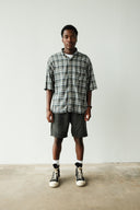 VARSITY SHORT SLEEVE BUTTON DOWN
