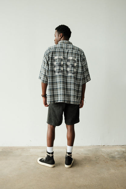 VARSITY SHORT SLEEVE BUTTON DOWN