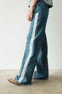 LACE DETAIL JEANS