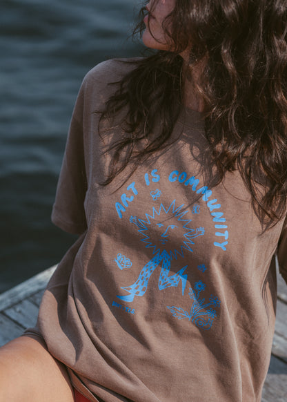 ART IS COMMUNITY TEE