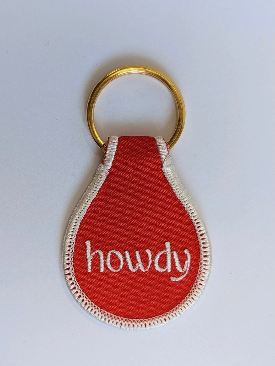 HOWDY EMBROIDERED KEYCHAIN